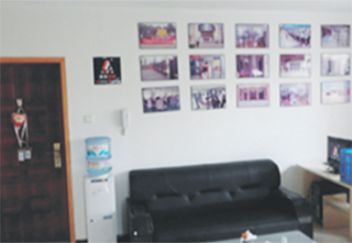 1527831029979963.png 背景.png